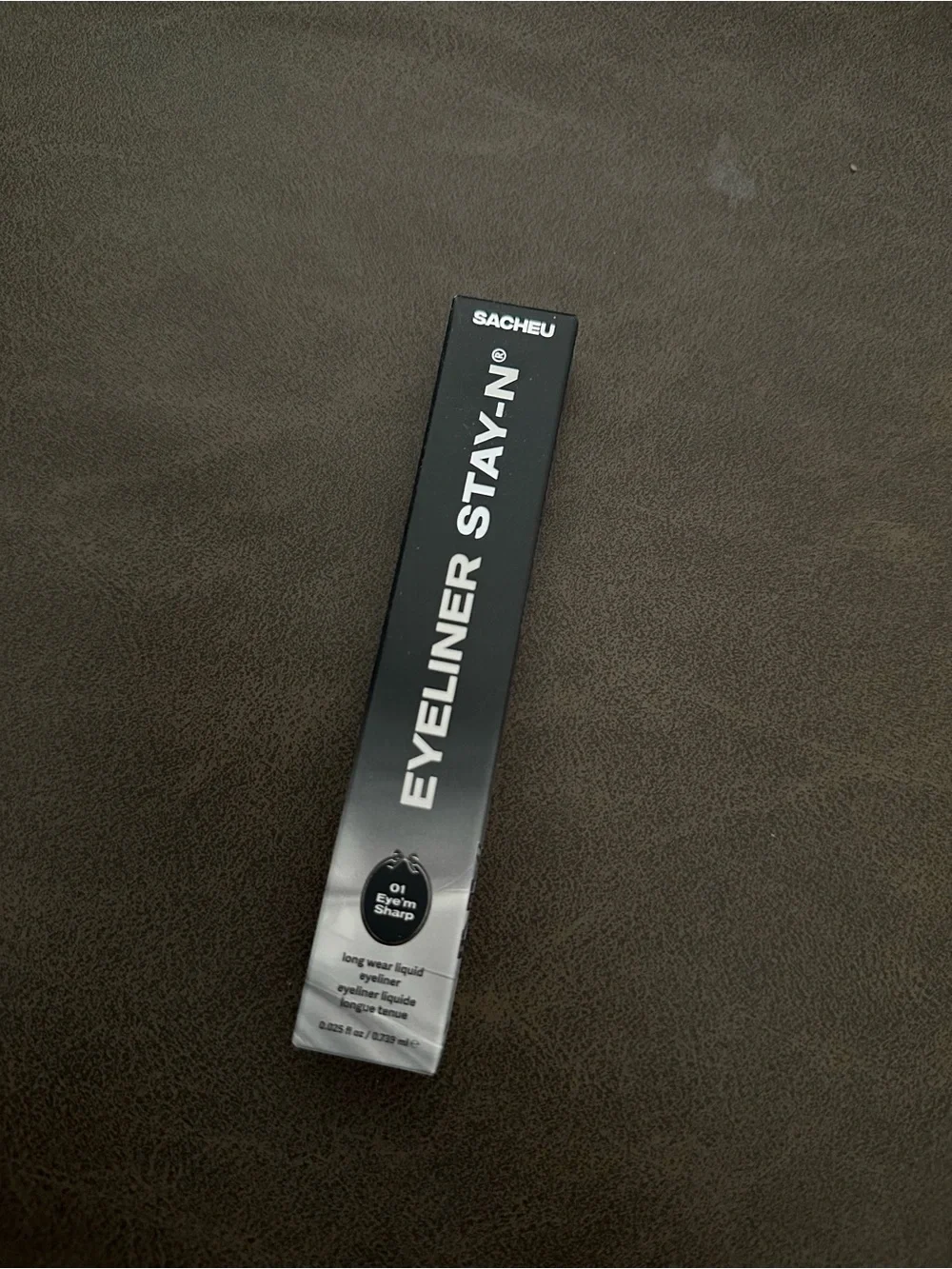 Eyeliner Stay-On Liquid Pen - Black